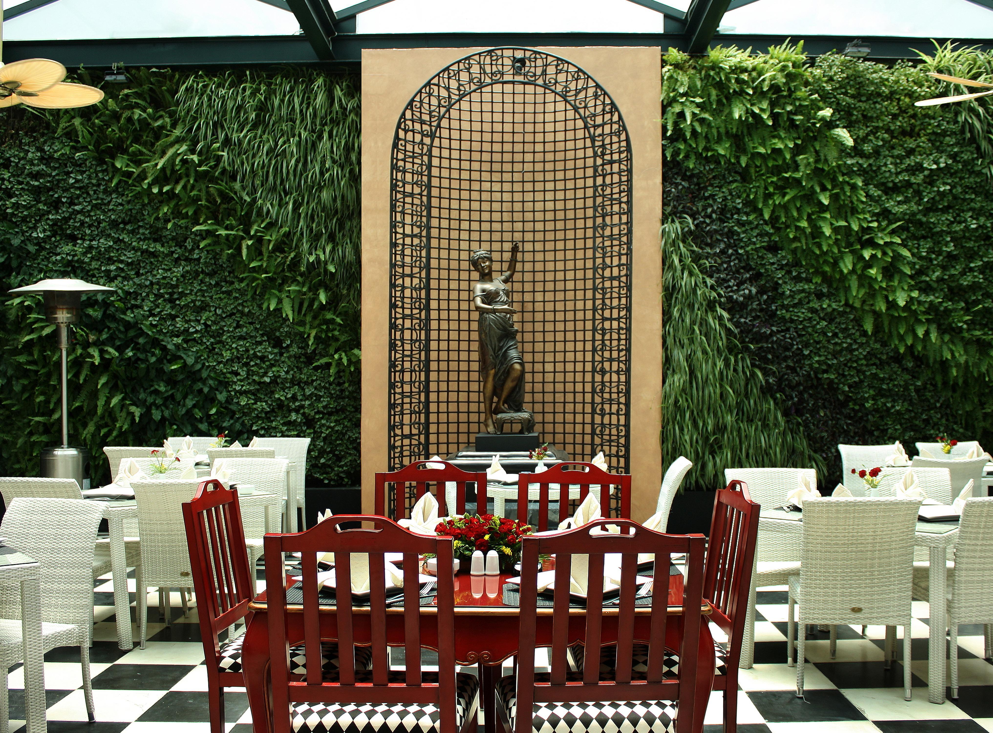 โรงแรมเจเนเว เม็กซิโกซิตี้ ภายนอก รูปภาพ The restaurant's interior