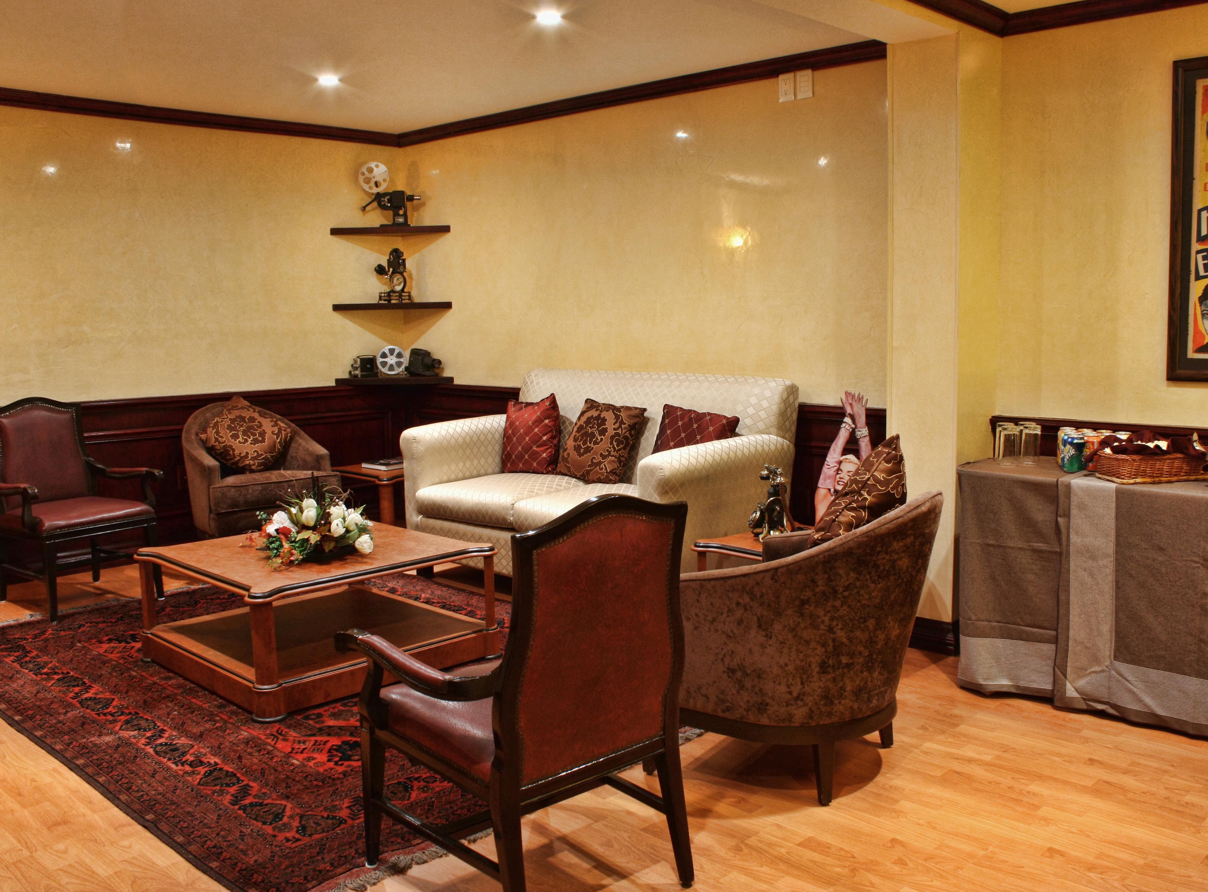 โรงแรมเจเนเว เม็กซิโกซิตี้ ภายนอก รูปภาพ The lounge at the airport