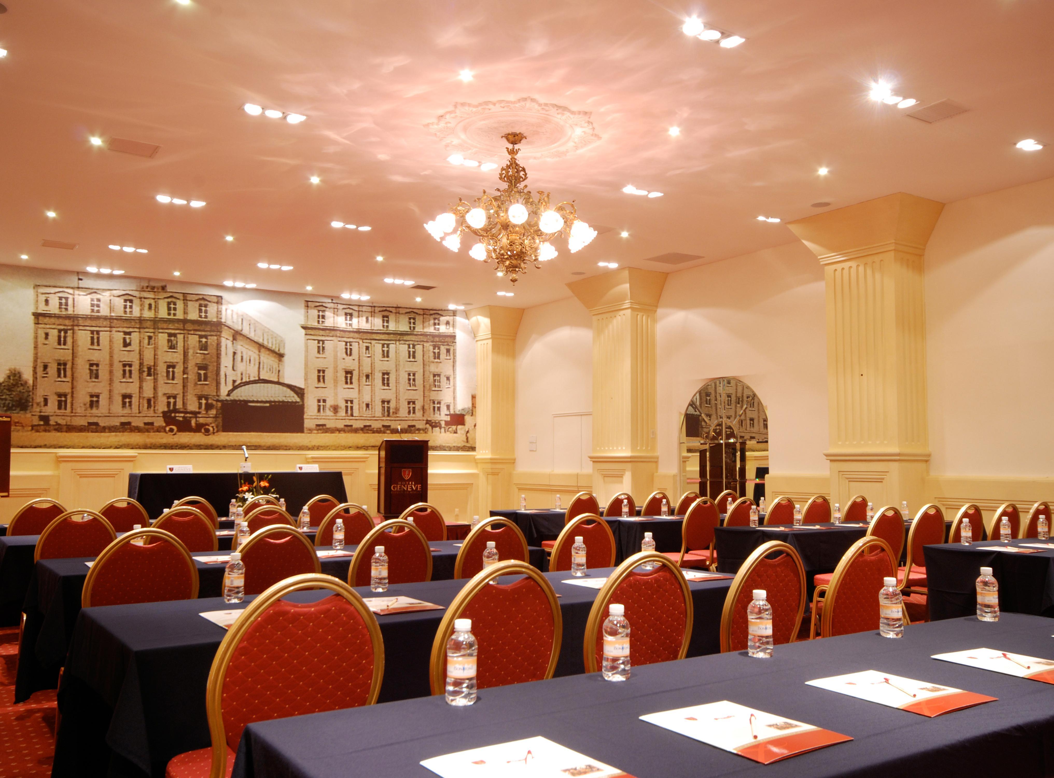 โรงแรมเจเนเว เม็กซิโกซิตี้ ภายนอก รูปภาพ The ballroom