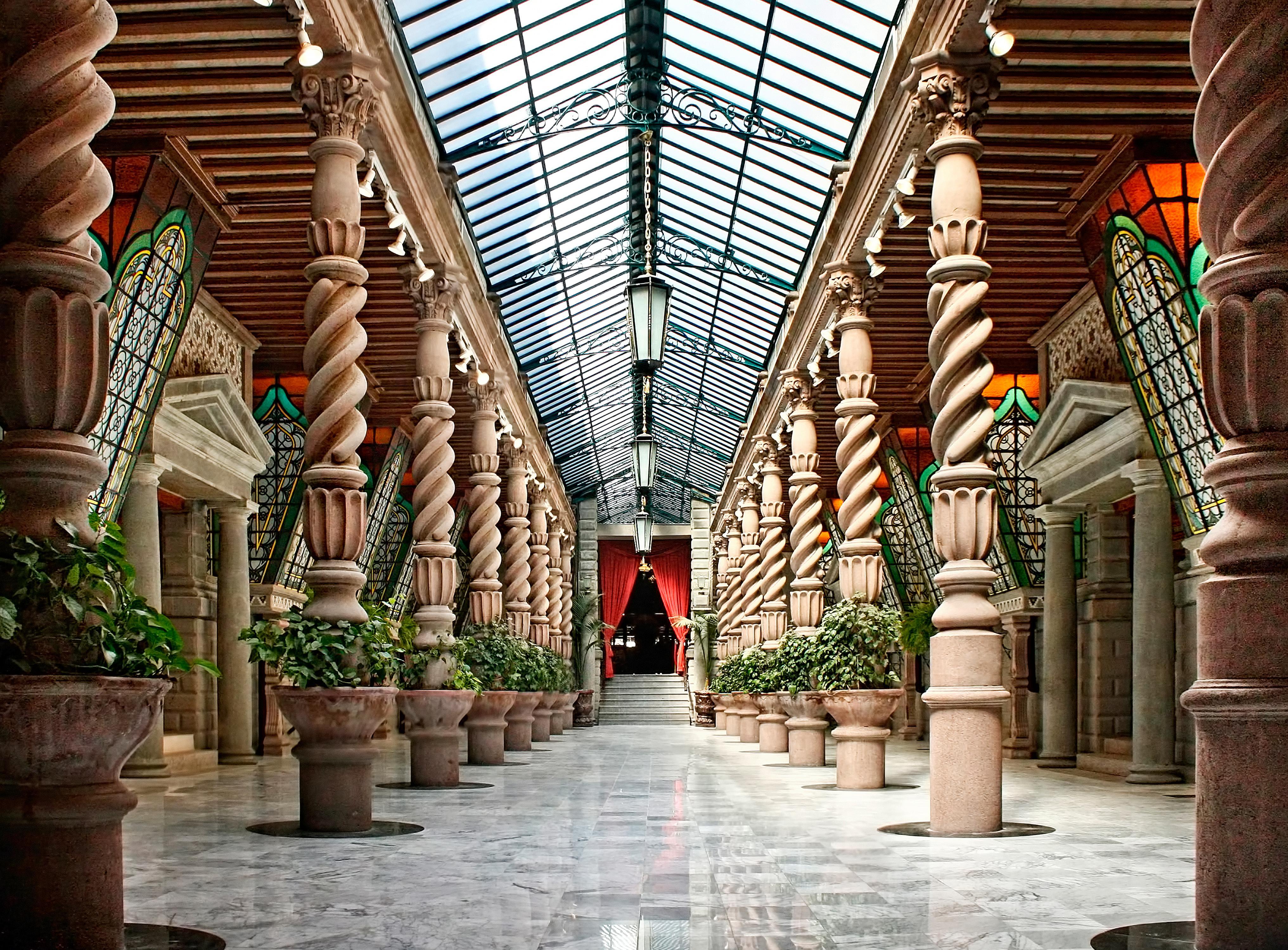 โรงแรมเจเนเว เม็กซิโกซิตี้ ภายนอก รูปภาพ Interior of the hotel