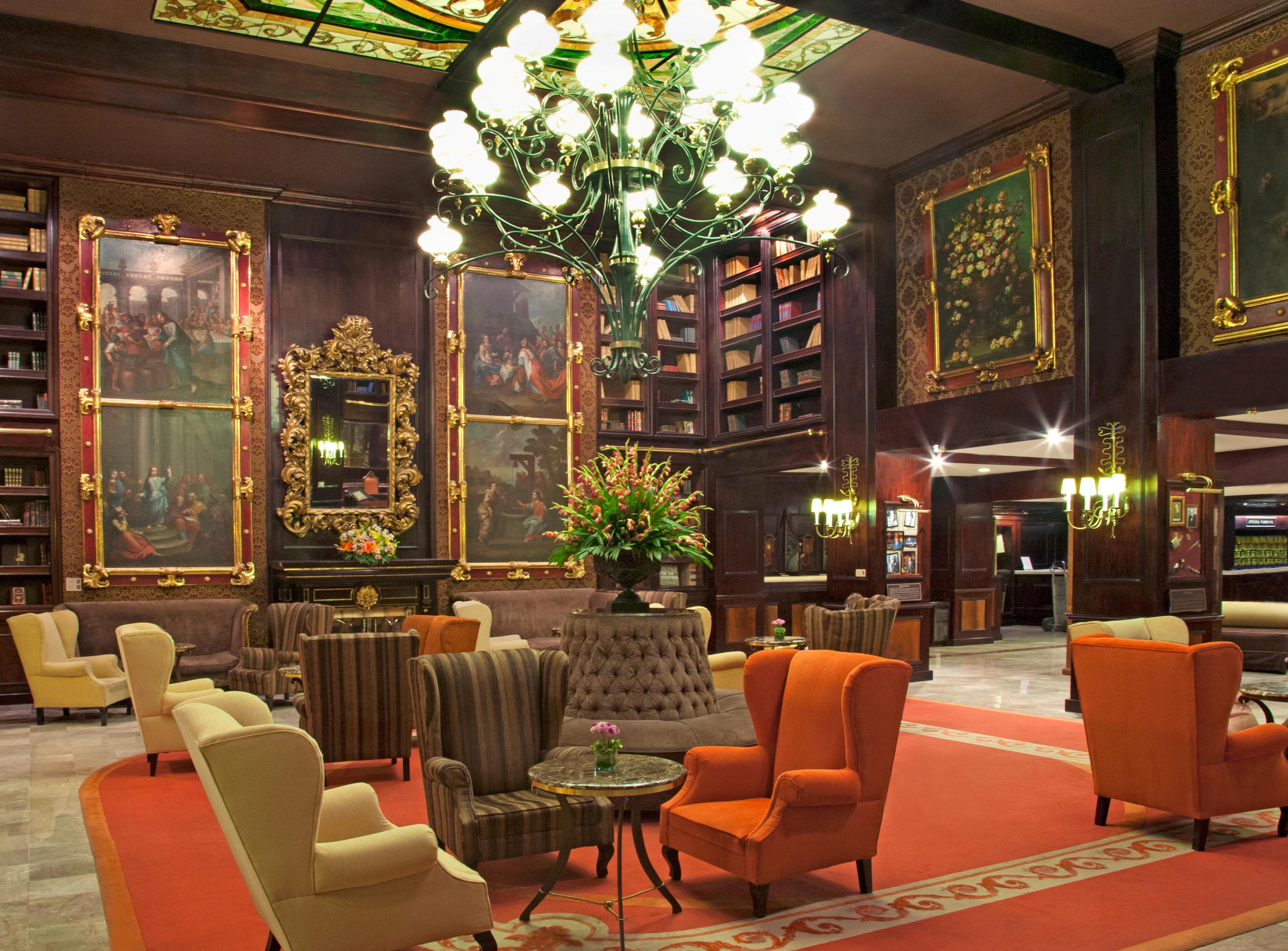 โรงแรมเจเนเว เม็กซิโกซิตี้ ภายนอก รูปภาพ The lobby of the Hotel Carlton