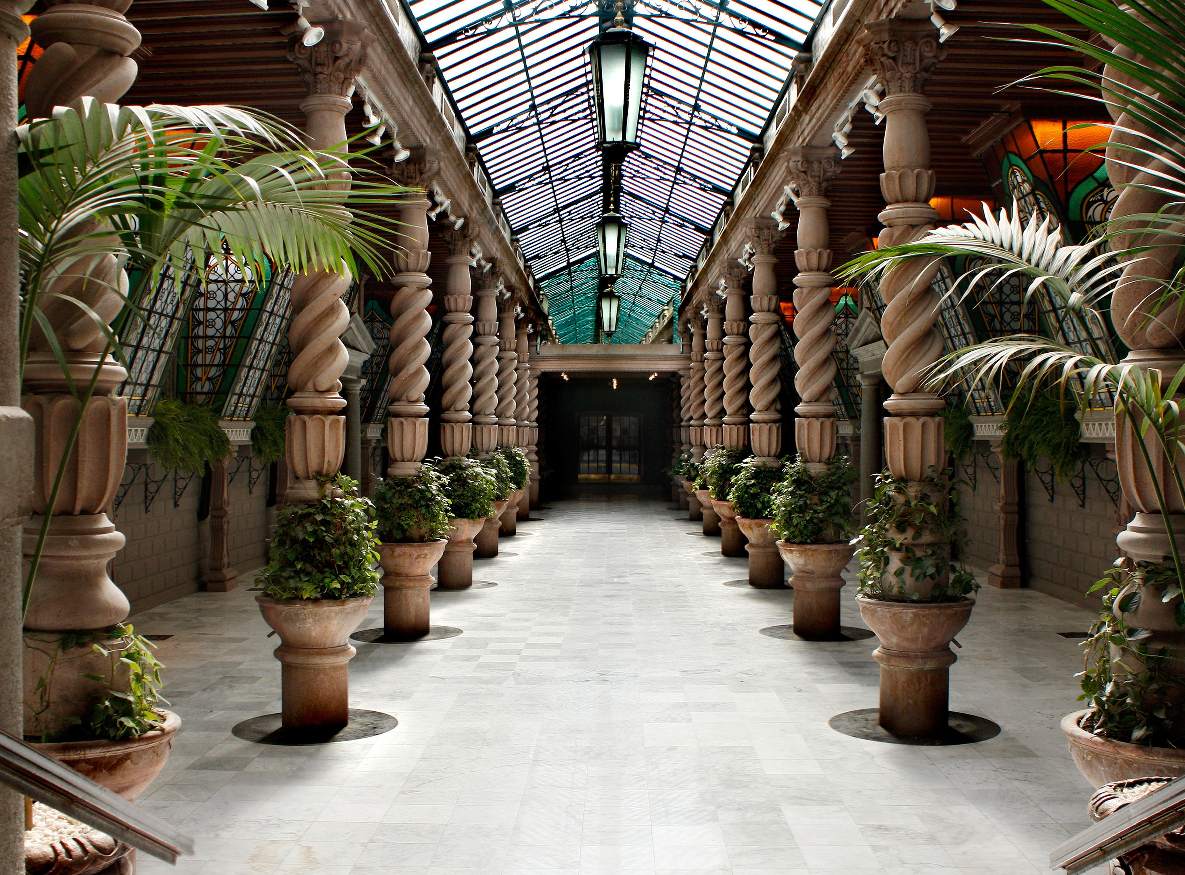 โรงแรมเจเนเว เม็กซิโกซิตี้ ภายนอก รูปภาพ Interior of the hotel